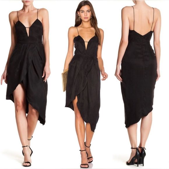 Elliatt Dresses & Skirts - Elliatt Black Asymmetrical Midi Dress with Spaghetti Straps